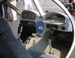 The craft has dual throttles, with the left pilot throttle hidden away for ease of entrance, once in the pilot pulls a lever which then pops up the left hand throttle.