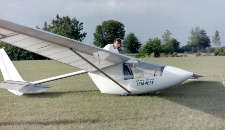 Tempest ultralight glider, Tempest experimental aircraft, Tempest experimental light sport aircraft (ELSA), Light Sport Aircraft Pilot News newsmagazine.